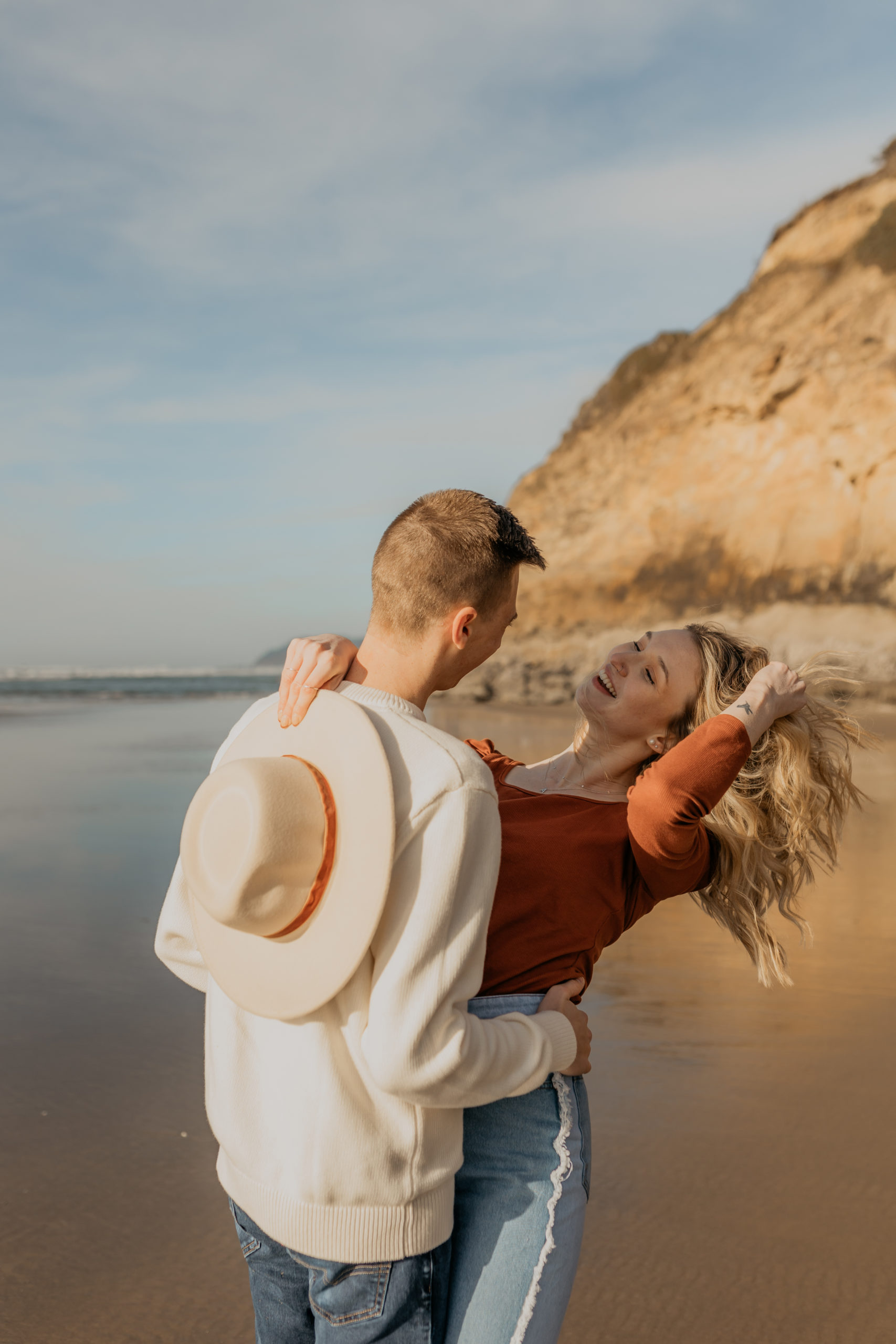 Hug Point Oregon coast couples photoshoot