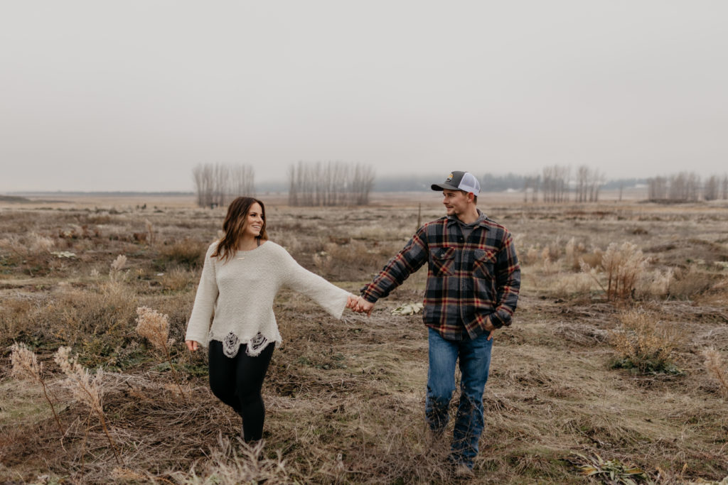 Couples shoot at Saltese Uplands, Spokane Valley